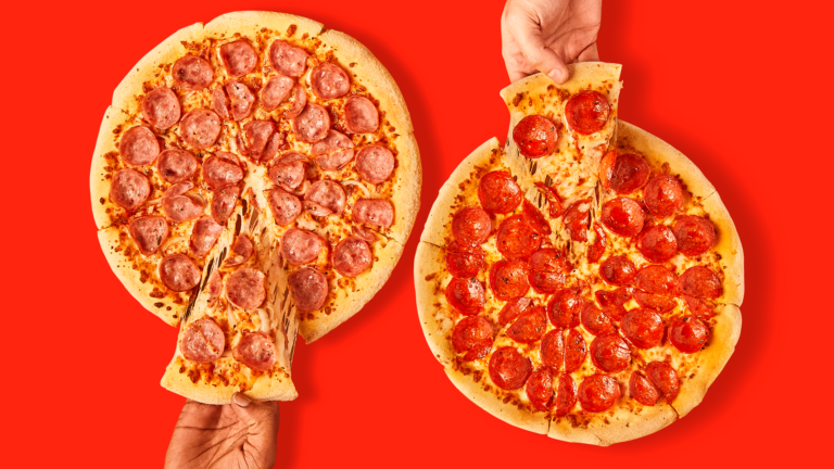 Pizzas da Domino's entram em promoção de pague uma e leve duas