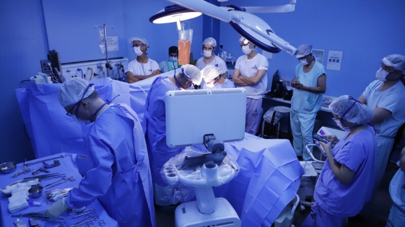 OperaDF aumenta em 70% o número de cirurgias na rede pública