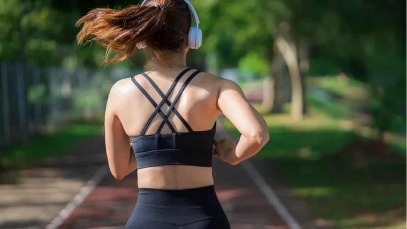 Treinar cedo pode potencializar seus resultados na queima de gordura
