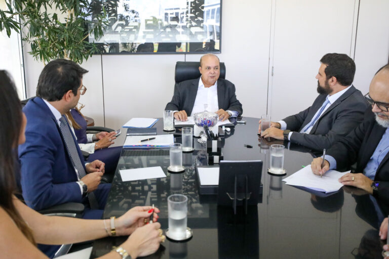 O governador Ibaneis Rocha ressaltou que o mestrado lançado pelo GDF visa "melhorar a qualidade dos serviços prestados à população da nossa cidade" | Fotos: Renato Alves/Agência Brasília