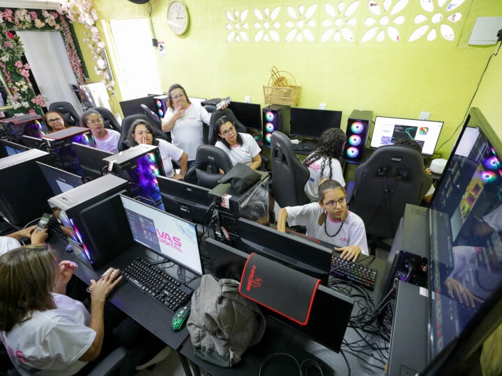 Divas no Digital capacita mulheres para empreender nas redes