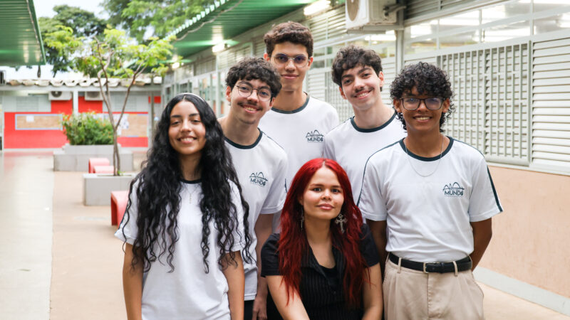 Pontes para o Mundo leva estudantes do DF ao Reino Unido