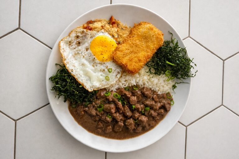 Juscelino lança almoço executivo com pratos variados por R$ 35