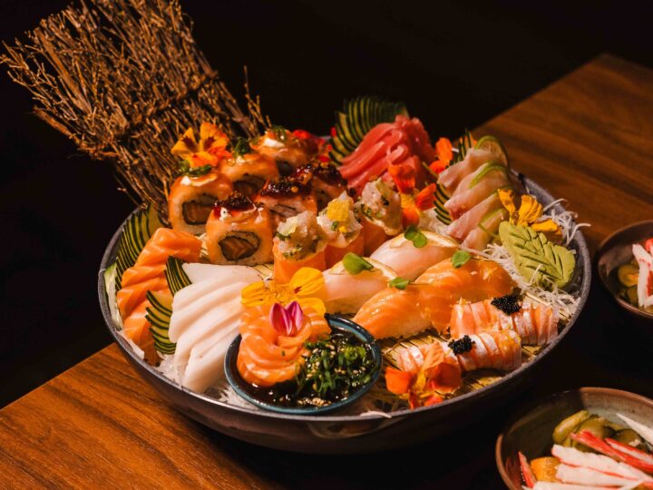 Restaurante Haná reabre com novo visual e rodízio clássico renovado