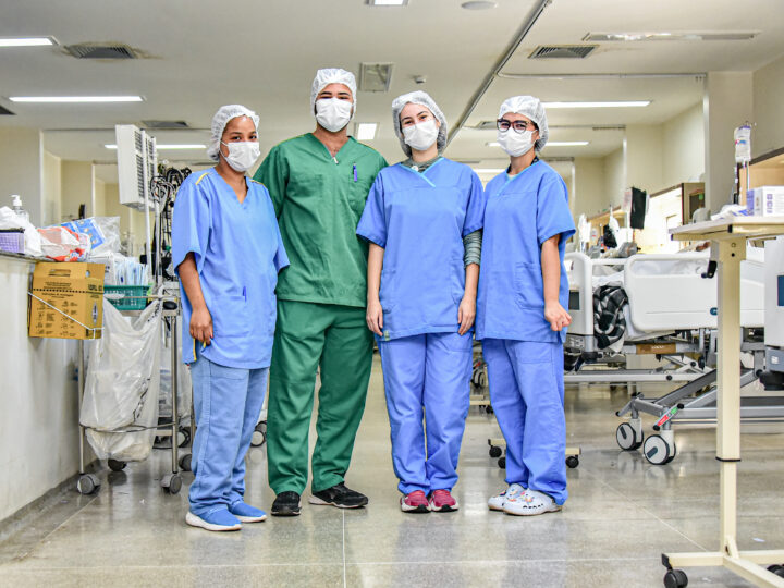 Dentistas na UTI ajudam a prevenir infecções e salvar vidas