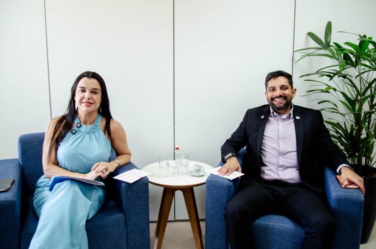 O encontro foi promovido pela Secretaria-Executiva de Valorização e Qualidade de Vida (Sequali) e contou com a participação especial da secretária da Mulher, Giselle Ferreira | Foto: Divulgação/Seec-DF