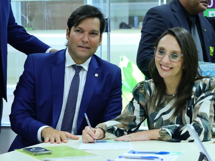 Robério Negreiros oficializa filiação ao partido Podemos no DF