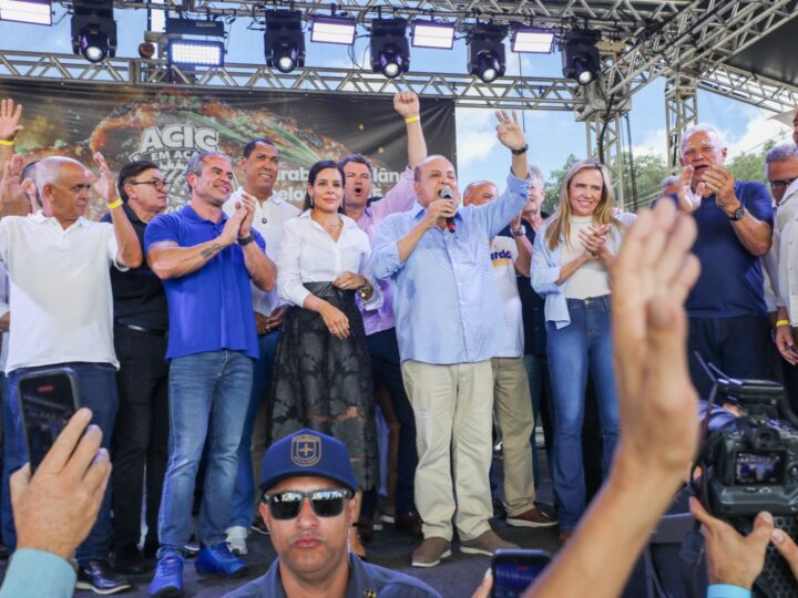 Ibaneis Rocha assina renúncia e encerra mandato no DF