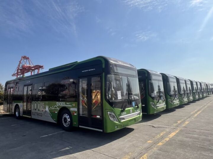 Transporte sustentável: DF recebe 90 novos ônibus elétricos