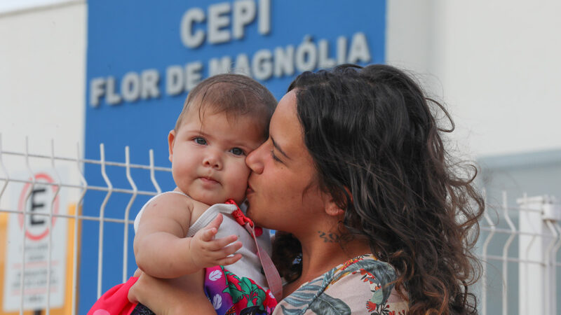 Tempo integral nas creches do DF beneficia famílias e crianças