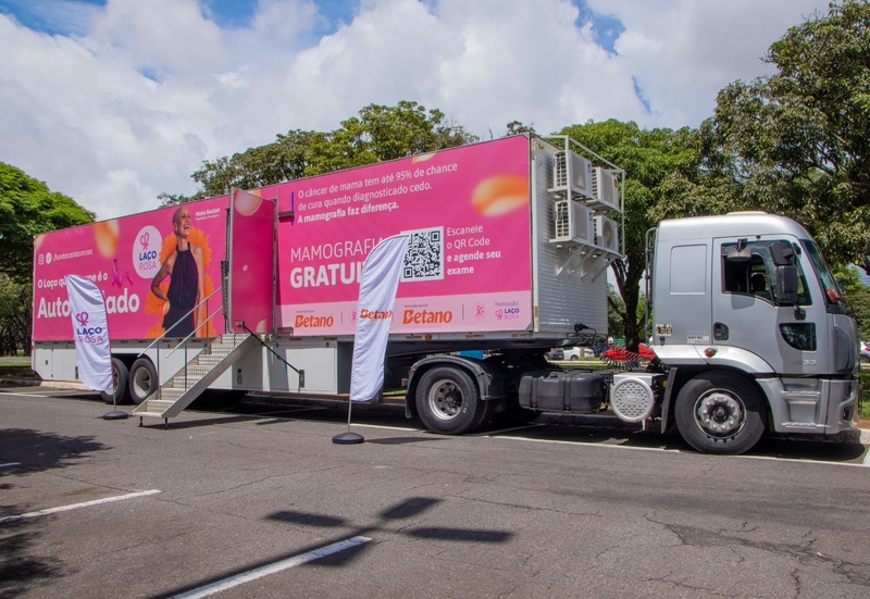 Carreta de Mamografia oferece exames gratuitos em Brasília