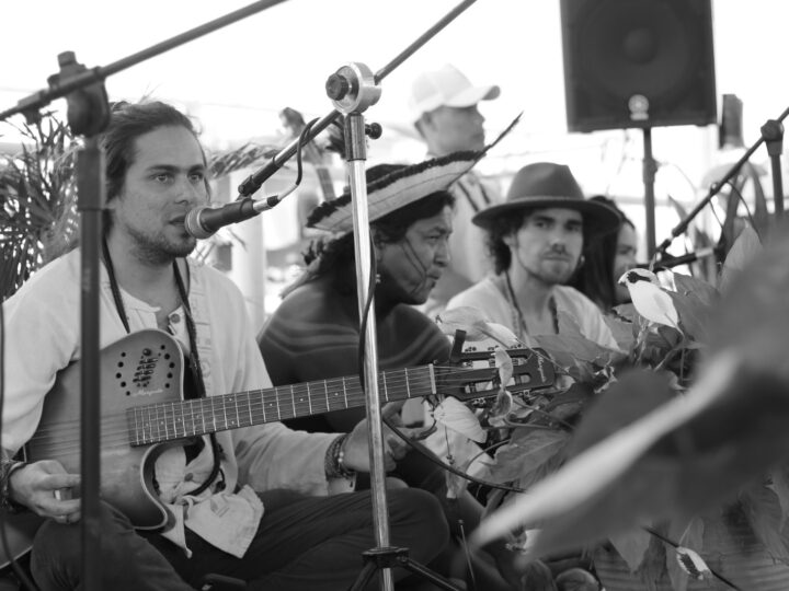 Celebração de ancestralidade e música ocupa o Lago Paranoá