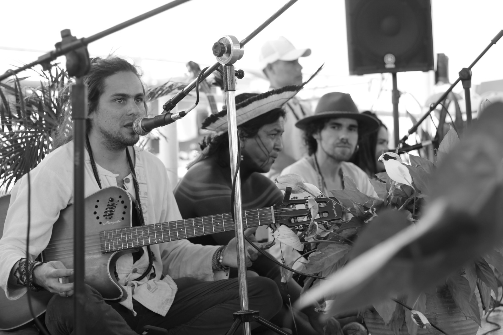 Celebração de ancestralidade e música ocupa o Lago Paranoá