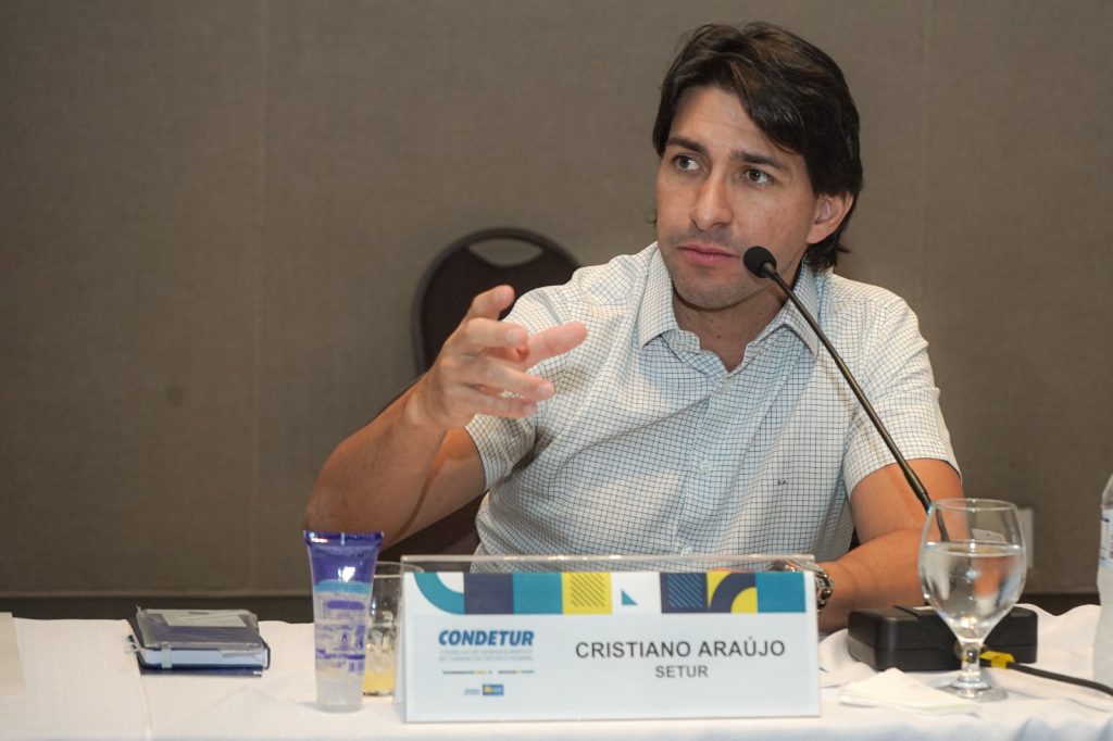 Cristiano Araújo confirma planos para disputar vaga na Câmara