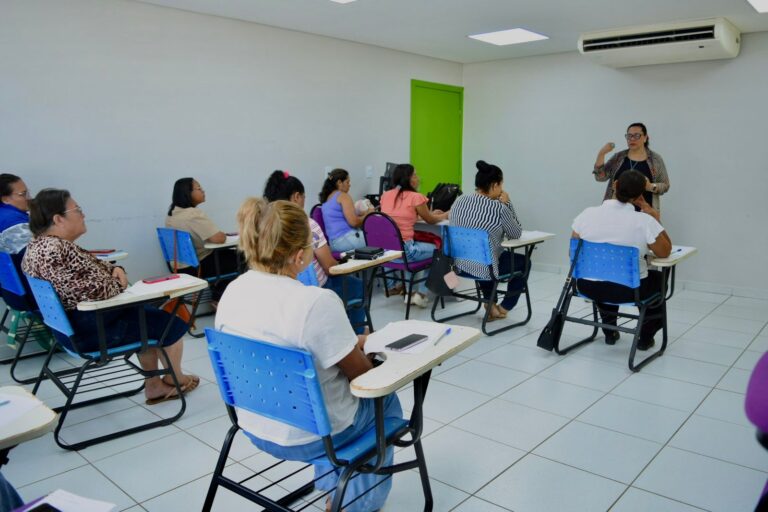 Os centros de referência da mulher brasileira (CRMBs) abrem, nesta quinta (23), inscrições para cursos profissionalizantes gratuitos | Foto: Arquivo/SMDF