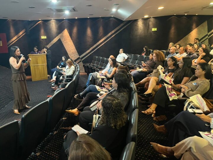 Programa do GDF impulsiona carreira de 365 mulheres no mercado de trabalho