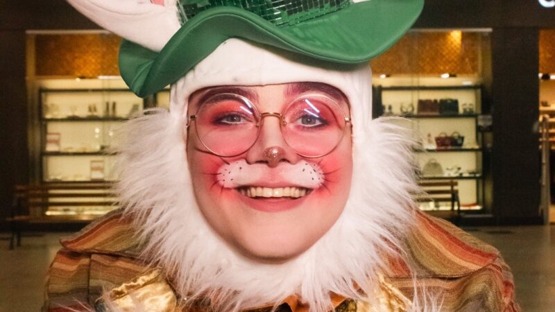 Teatro infantil e pipoca de graça animam os domingos no DF Plaza