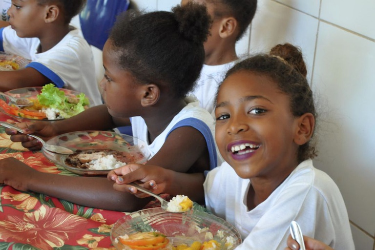Merenda escolar terá reforço de pequenos produtores pelo Contrata+Brasil