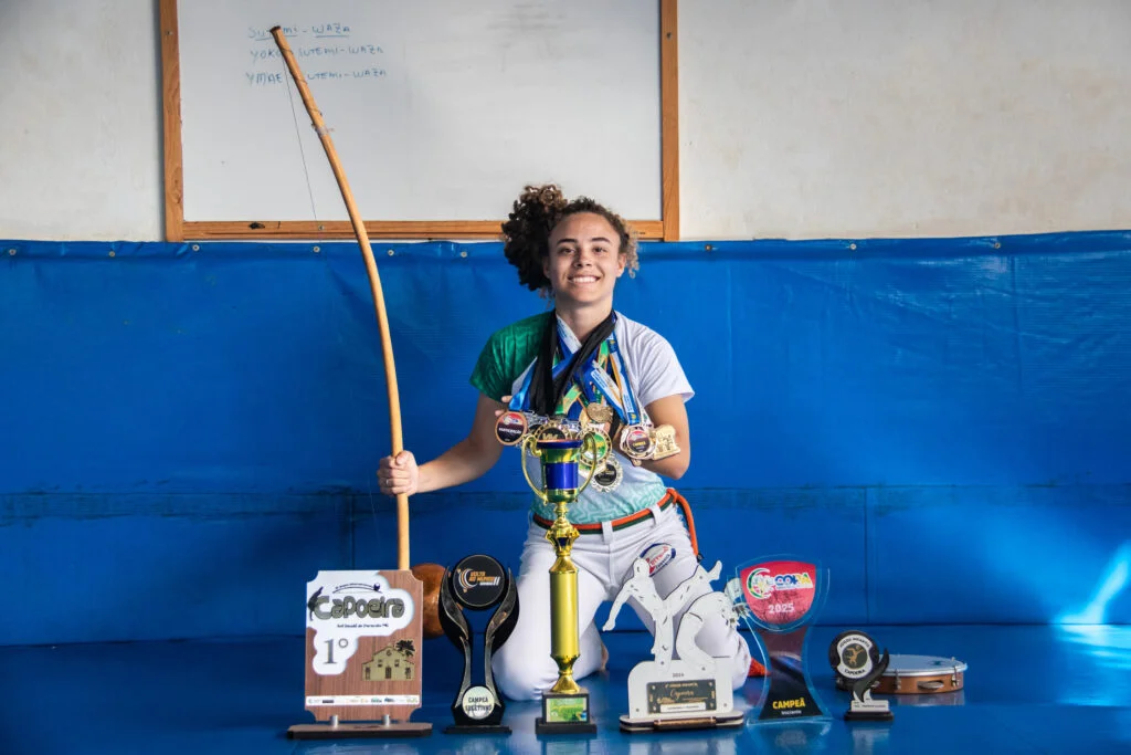 Aluna da rede pública do DF conquista campeonato mundial de capoeira