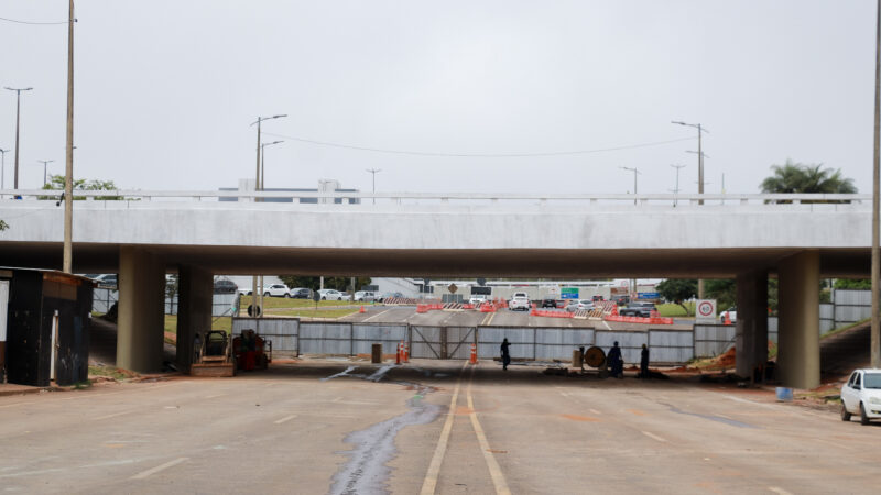 Eixão Norte terá faixas inferiores de viaduto liberadas no domingo