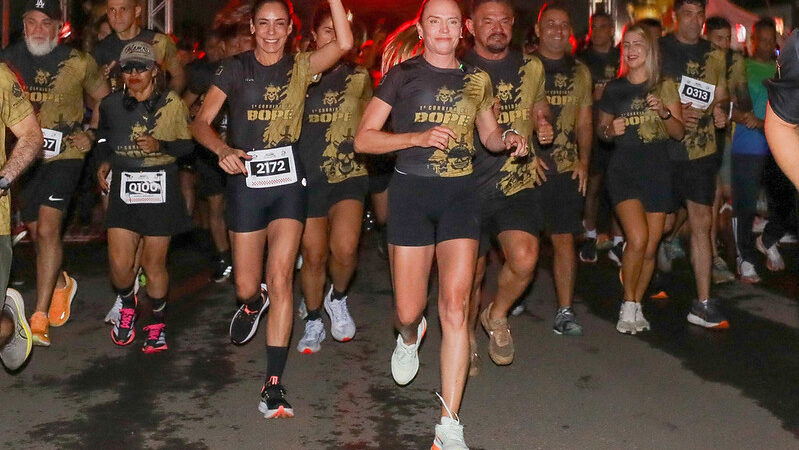 Corrida do Bope reúne esporte e segurança em percurso noturno
