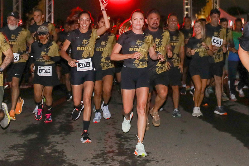 Corrida do Bope reúne esporte e segurança em percurso noturno