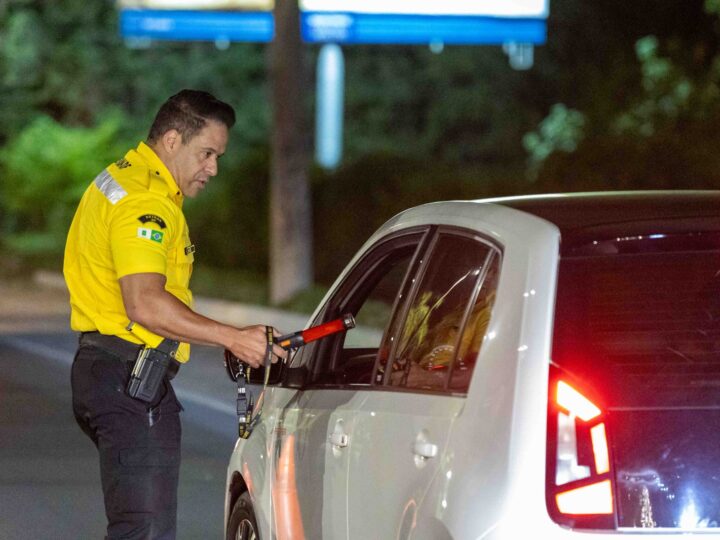 Lei Seca flagra centenas de motoristas alcoolizados no início de maio