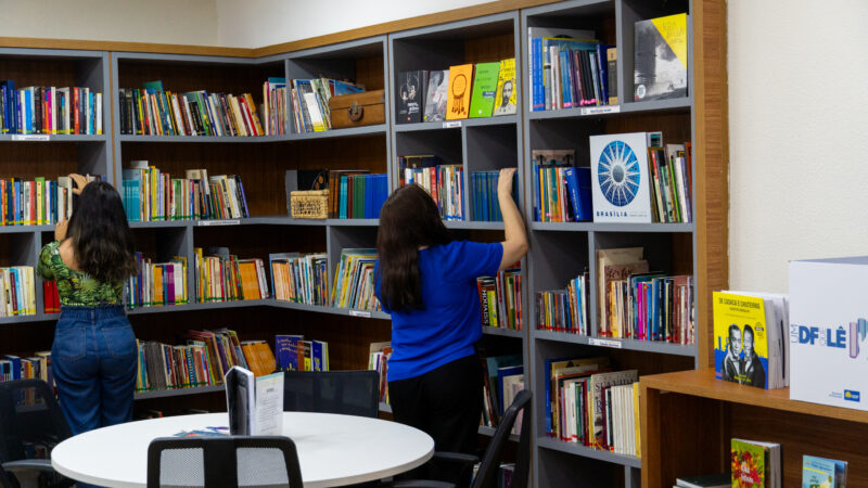 Programa Um DF que Lê inaugura espaço para incentivar o hábito da leitura