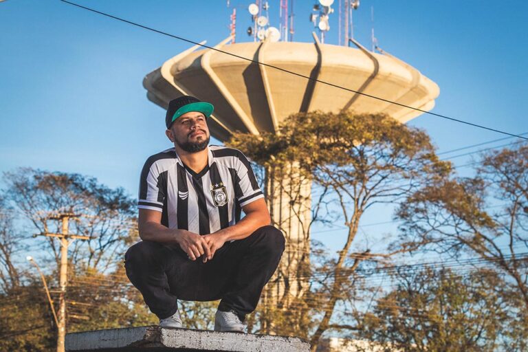 Max Maciel lança livro Filhos do Pó Vermelho no Paranoá