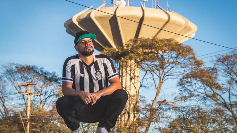 Max Maciel lança livro Filhos do Pó Vermelho na Asa Norte