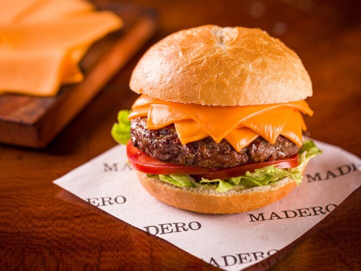 Dia do Hambúrguer movimenta restaurantes no DF Plaza Shopping