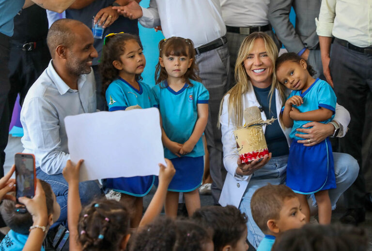 Parquinhos infantis recebem melhorias e novos equipamentos