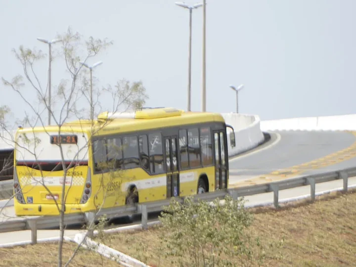 Linha de ônibus nova atende passageiros durante a Rua do Lazer