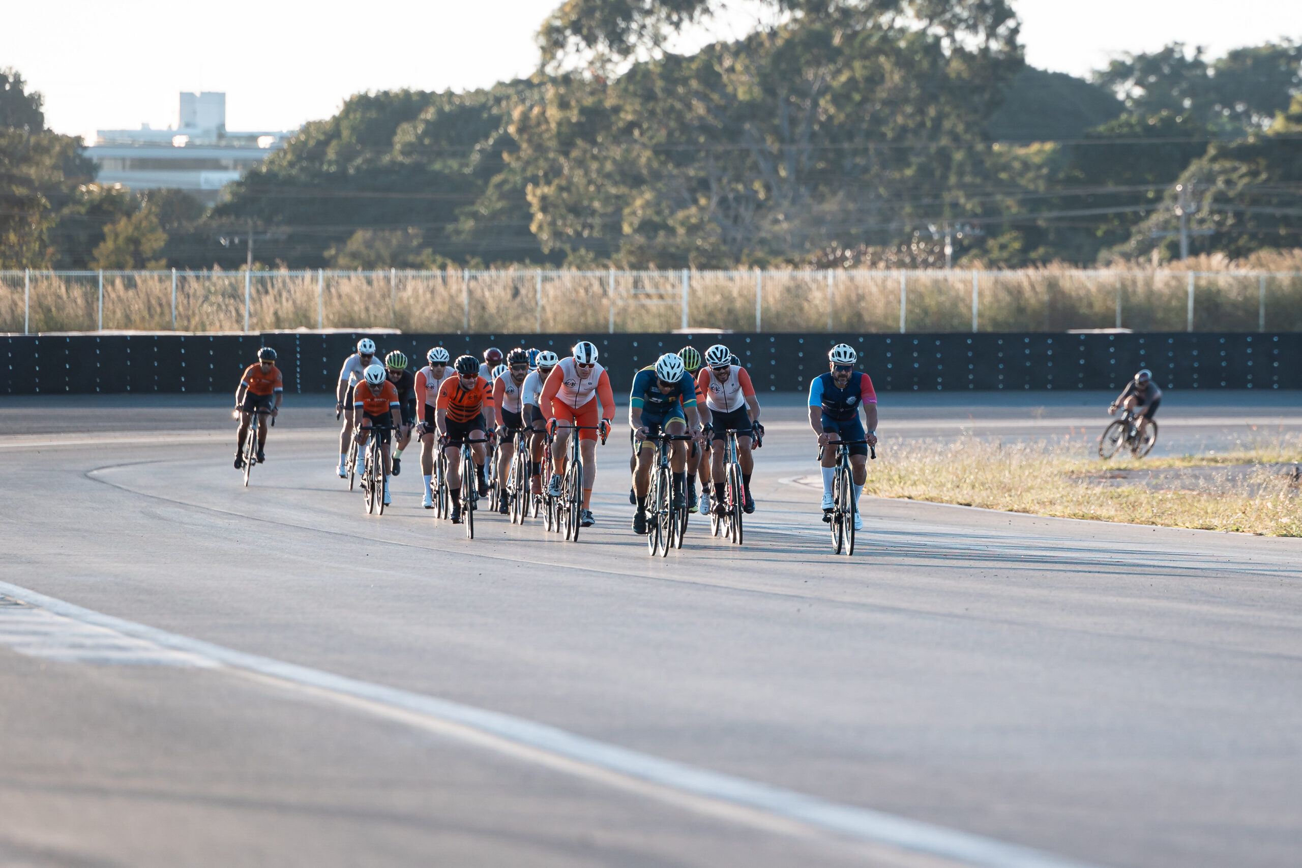 Pista do Autódromo de Brasília vira ponto de treino para atletas