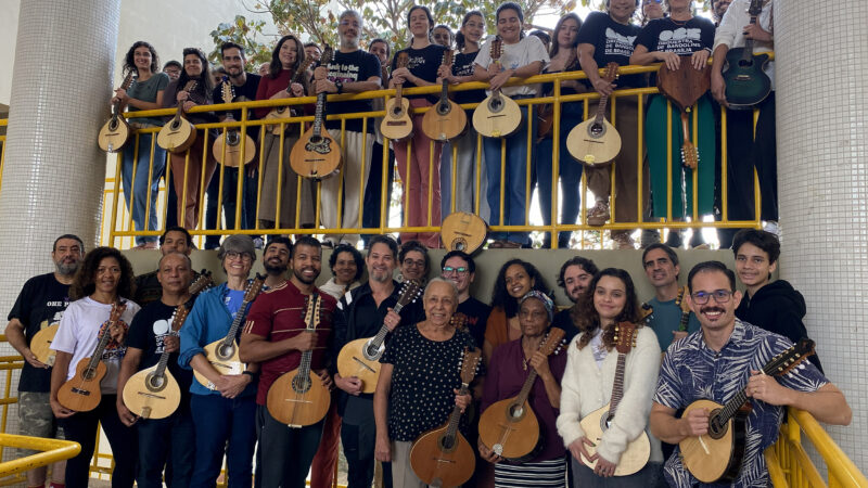 Curso gratuito de bandolim abre inscrições em Brasília