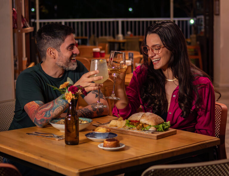 Dia dos Namorados terá noite com jazz e menu especial no Ernesto Cafés