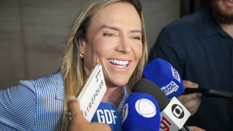 Celina Leão recebe alta médica após internação na capital