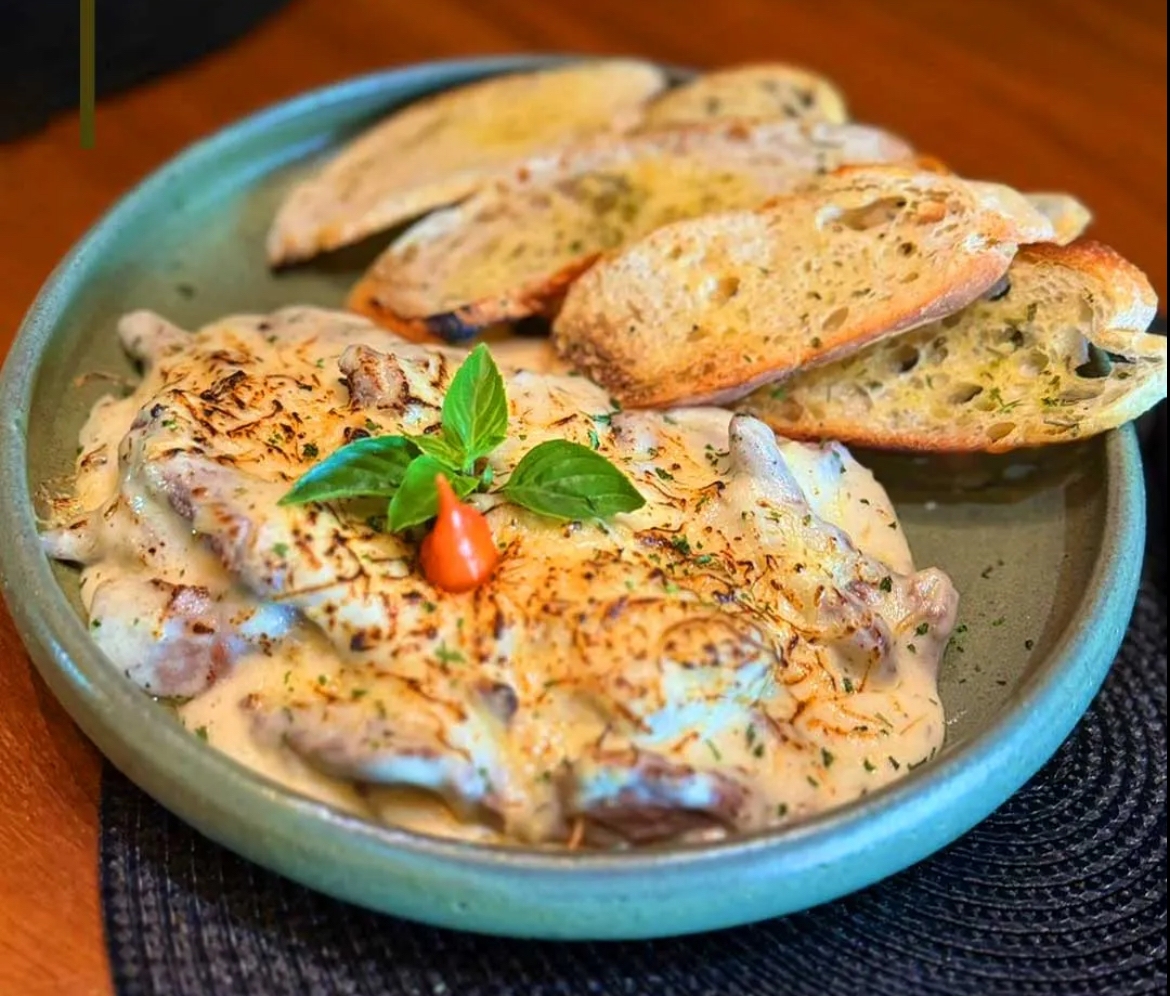 Jogos do Brasil na Copa ganham telas e gastronomia no Santé 13