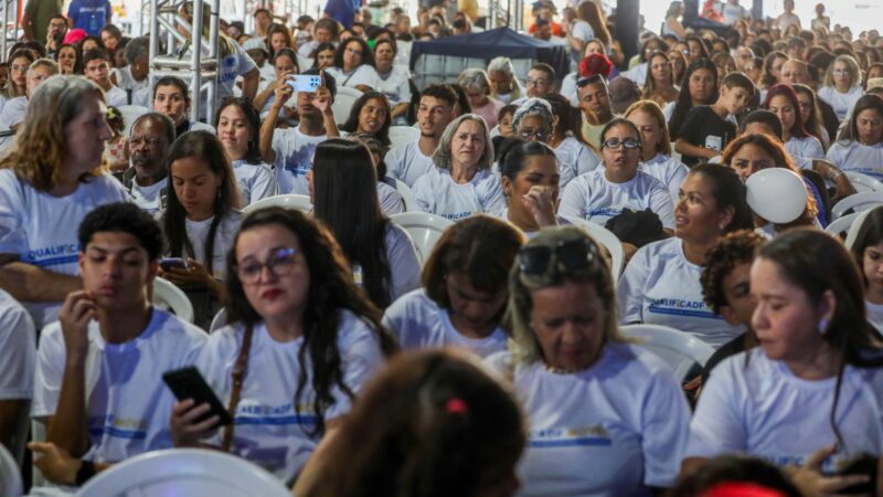 Vagas de emprego estão disponíveis até quinta no Feirão