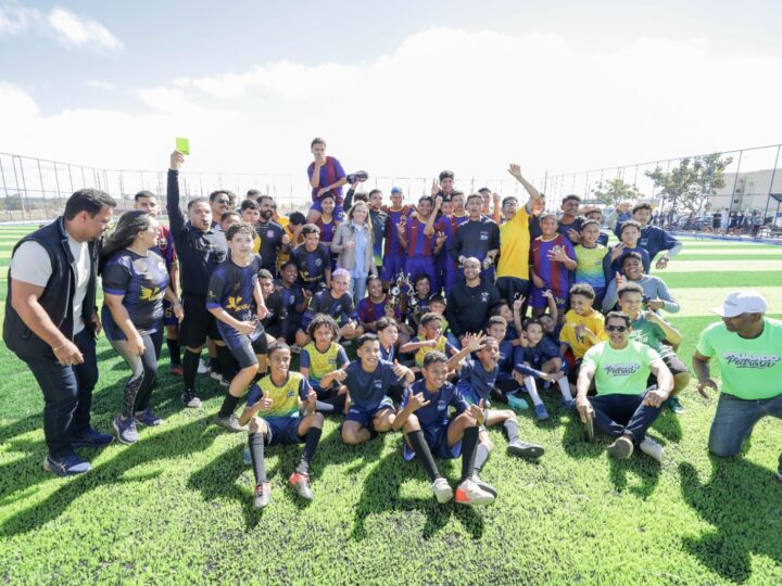 Itapoã Parque ganha novo campo de futebol
