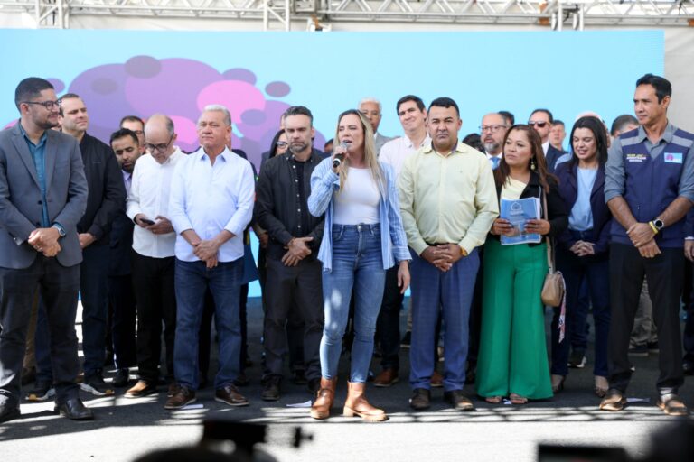 Celina Leão ressaltou que São Sebastião "é uma cidade que cresceu muito e precisa do olhar do Estado, nas áreas de captação de águas fluviais, de esgoto, de iluminação pública, de asfalto" | Fotos Lúcio Bernardo Jr./Agência Brasília