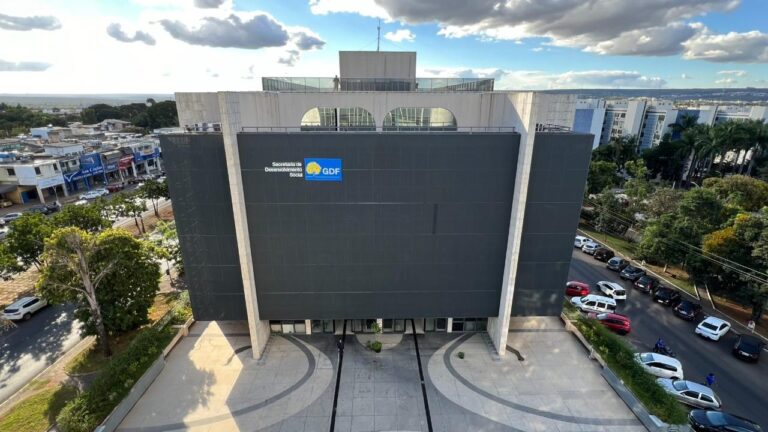 Edifício-sede da Secretaria de Desenvolvimento Social do DF, na Asa Norte, em Brasília