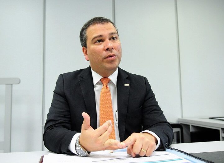 Defesa de Paulo Henrique exige explicações da PGR