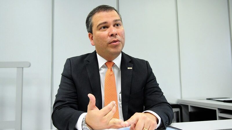Defesa de Paulo Henrique exige explicações da PGR