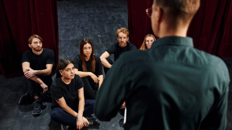 Oficina de teatro gratuita une arte e vídeo no Riacho Fundo