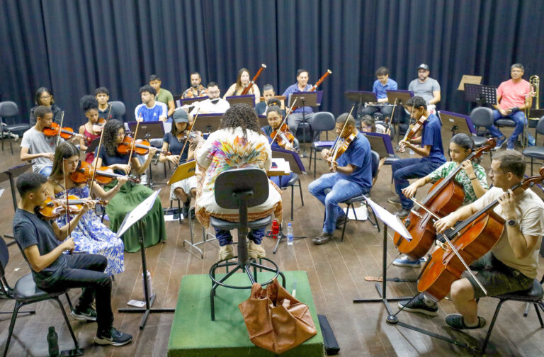 Apresentações musicais gratuitas animam Brasília antes do recesso