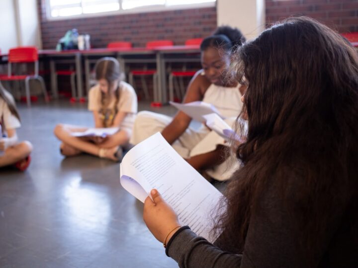 Projeto de leitura une teatro e Braille para alunos do Jardim Botânico