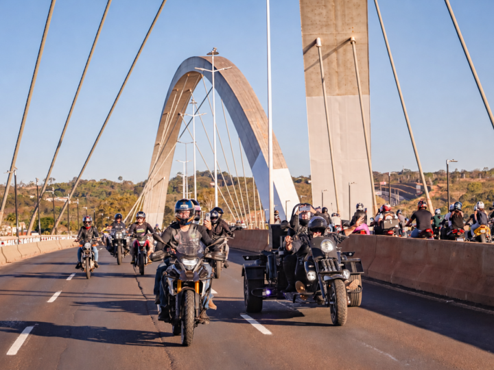 Capital Moto Week reúne 30 mil motos em passeio por Brasília
