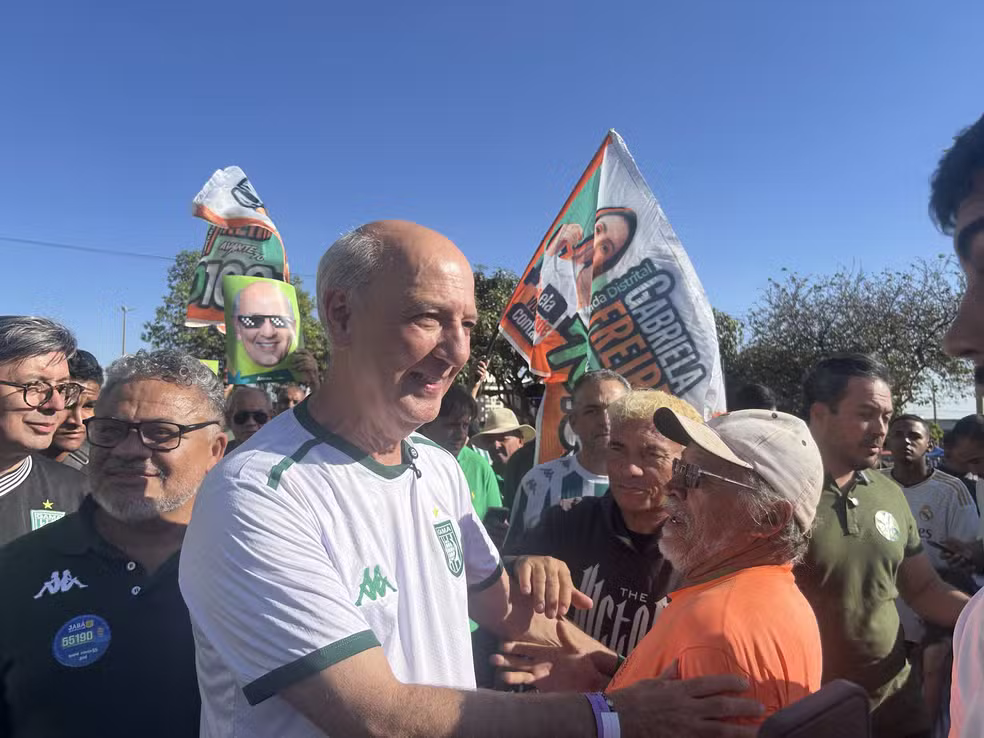 Arruda abre atos de campanha com missa e agenda no Gama