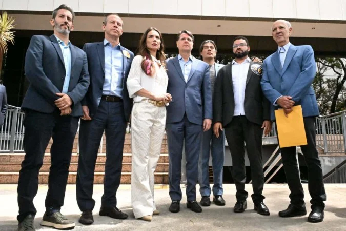 Candidatos pedem ao MPDFT investigação contra Celina Leão
